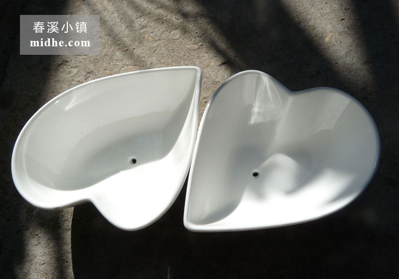 心形白釉陶瓷盆-春溪小镇
