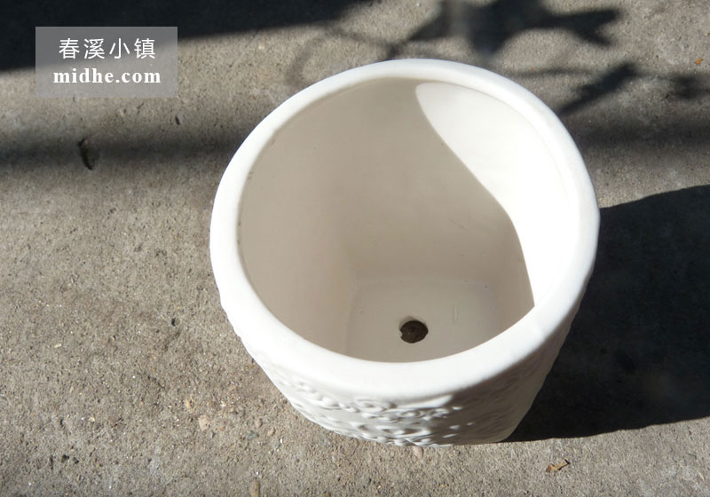 花纹长筒盆-春溪小镇