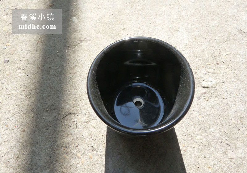 小黑盆-春溪小镇